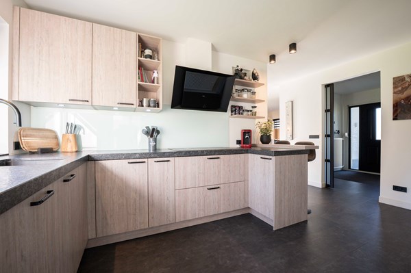 Medium property photo - Bosschenhoofdsestraat 23, 4744 RS Bosschenhoofd